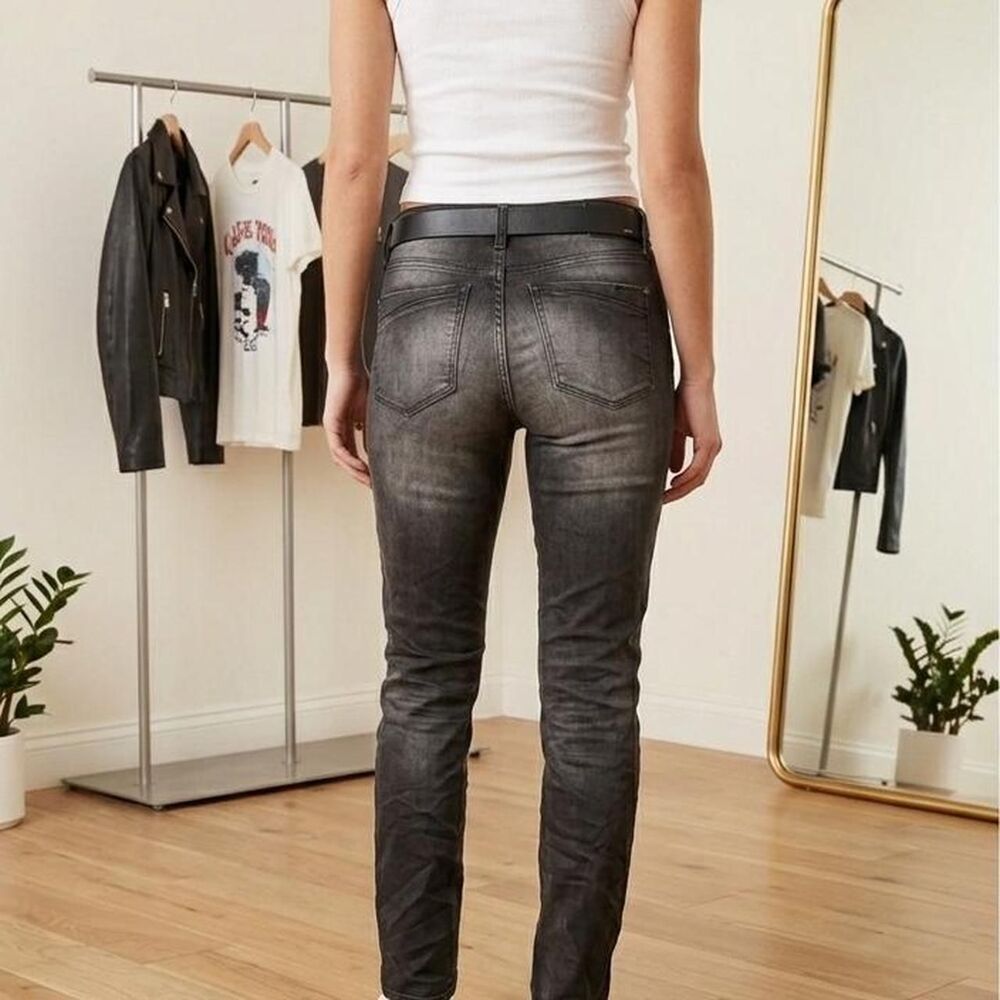 Express Women's Faded Distressed Black Jeans